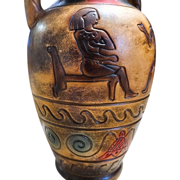 VTG Japanese Vase with Classical Motif Lions 9” Ceramic Urn 1950s-1970s Japan - Picture 12 of 14